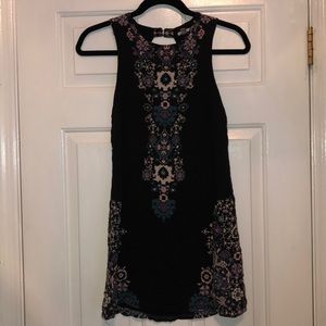 Ecote Open Back Dress Small